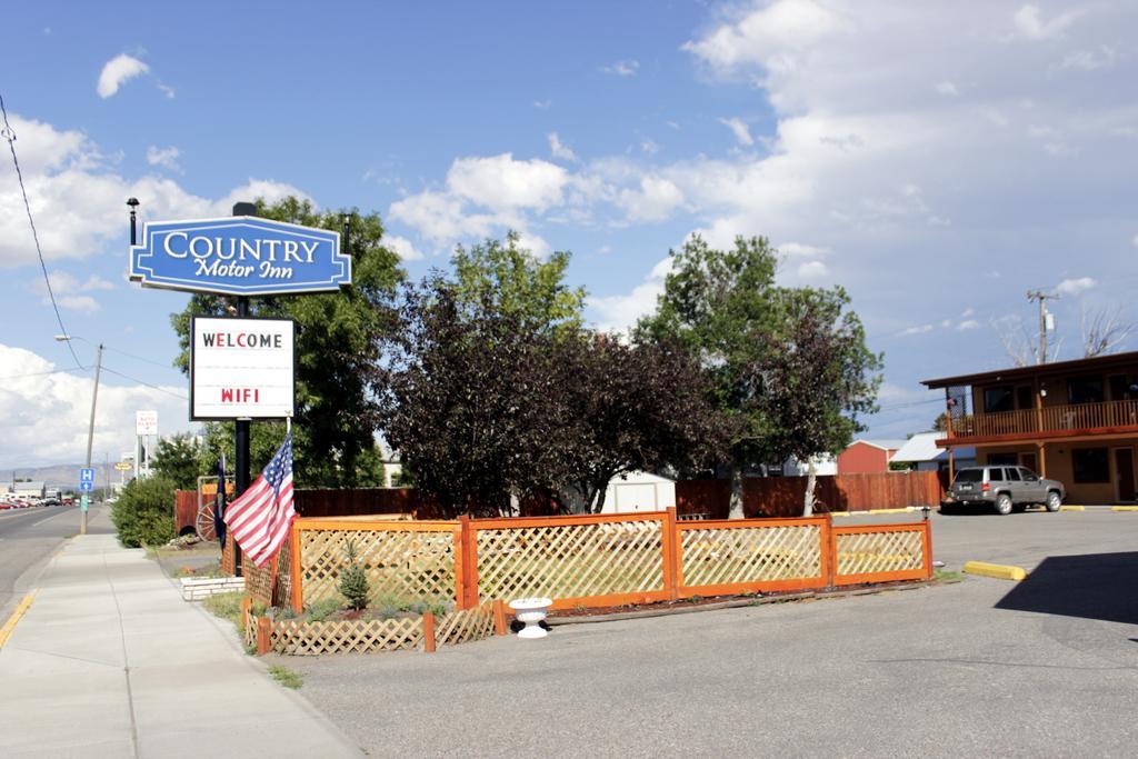 Country Motor Inn Livingston Luaran gambar