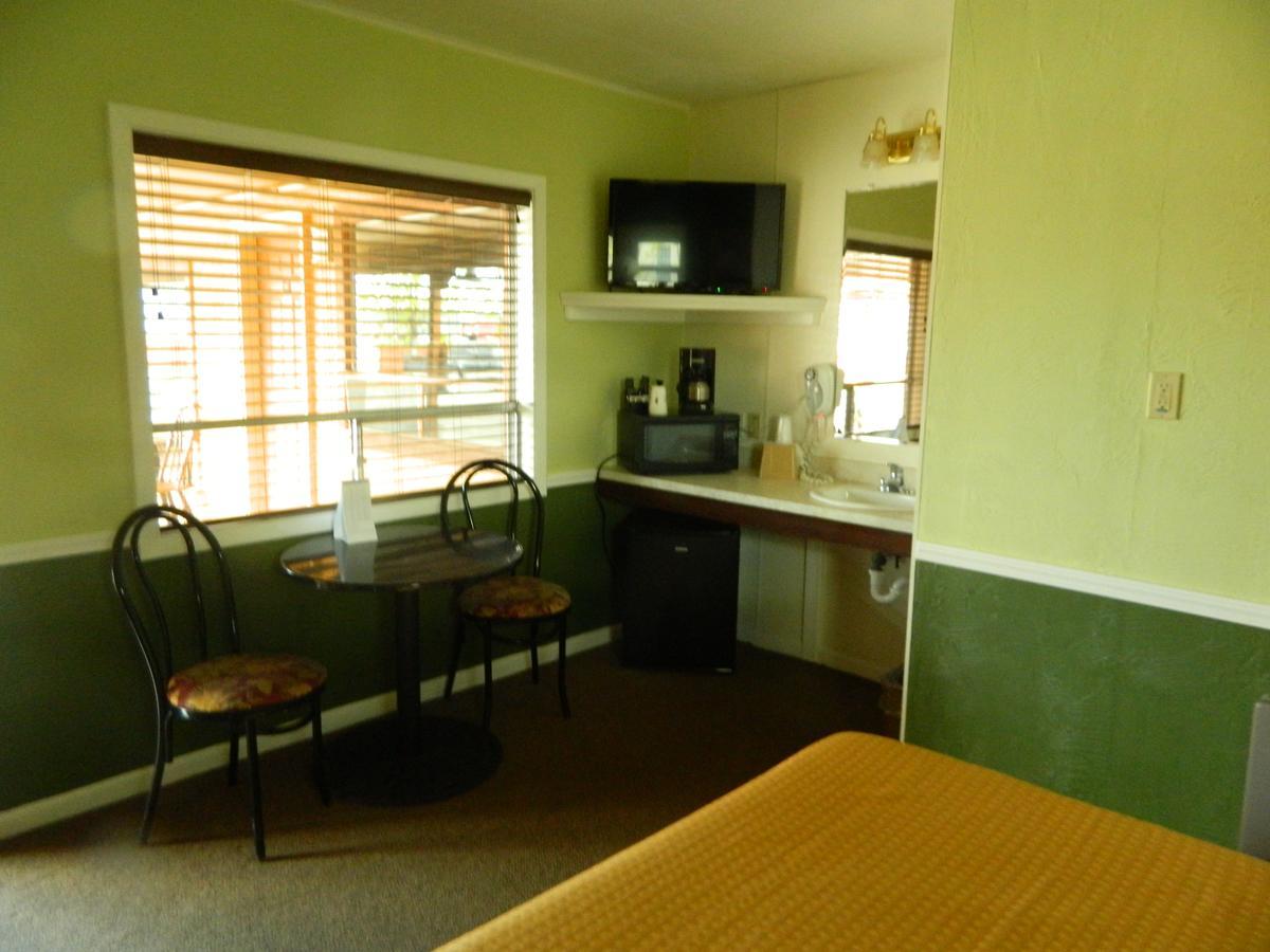 Country Motor Inn Livingston Luaran gambar
